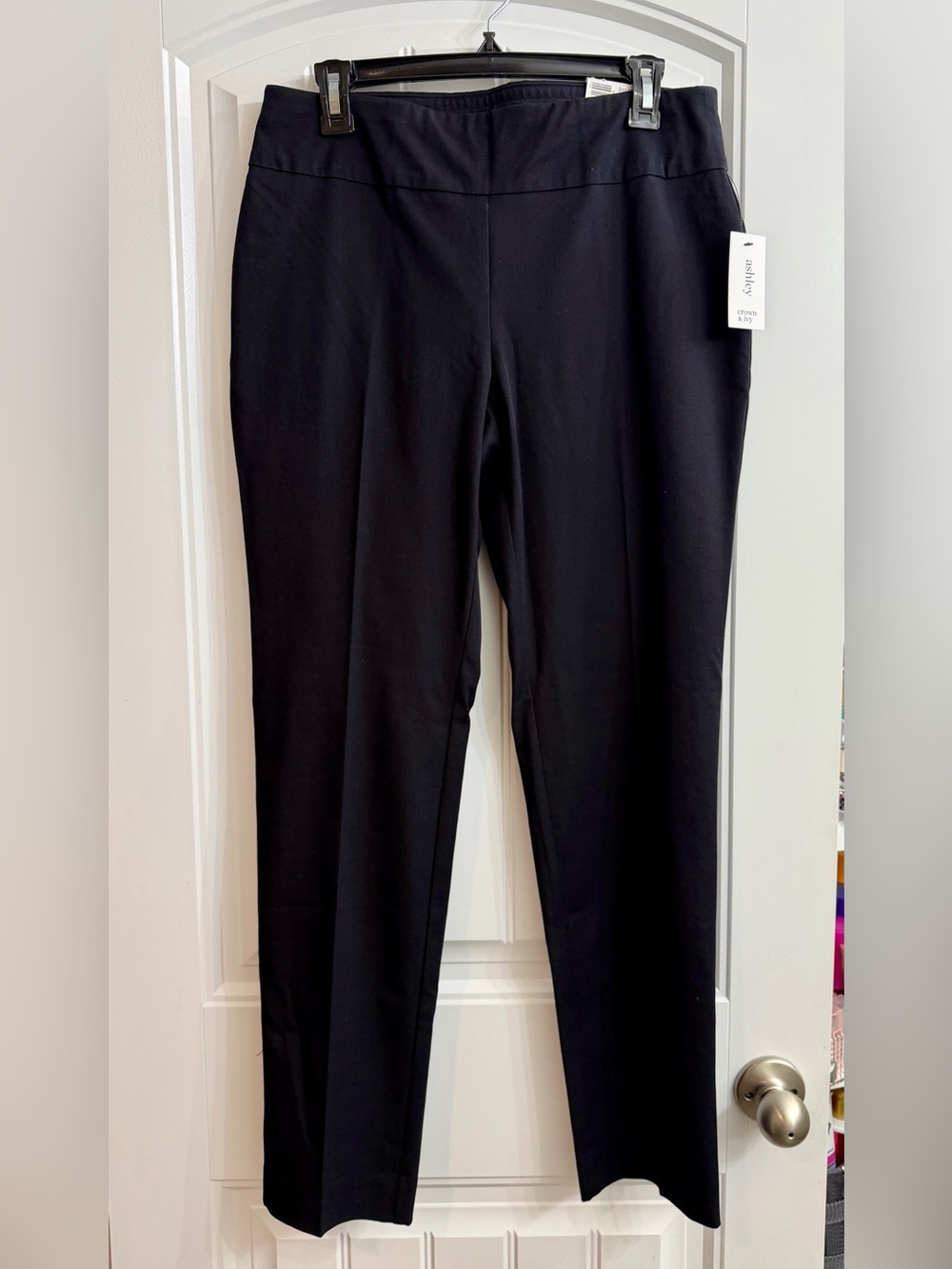crown & ivy Black Slim Ponte Pants - 8